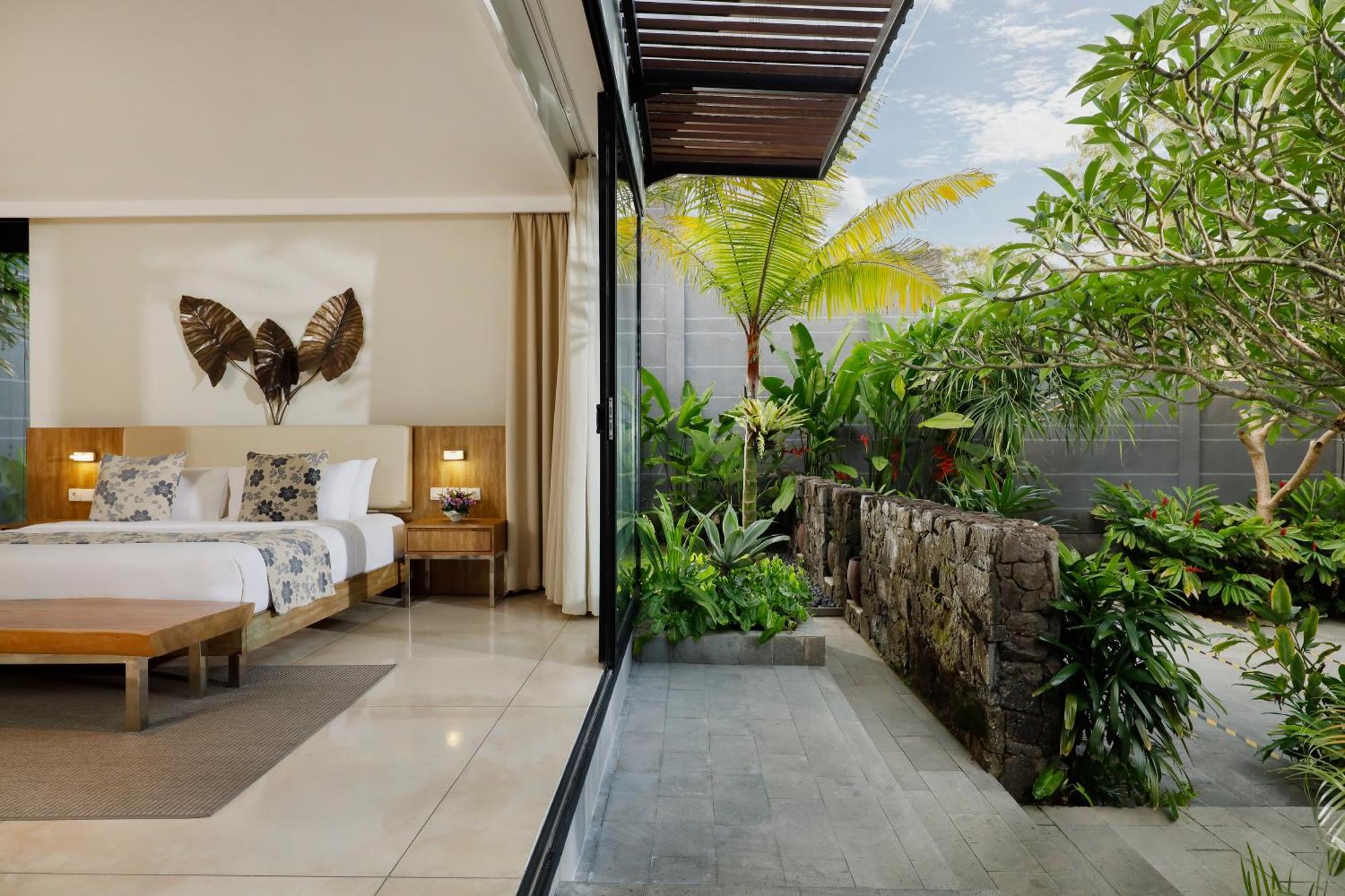 Four-Bedroom Private Pool Villa Penthouse